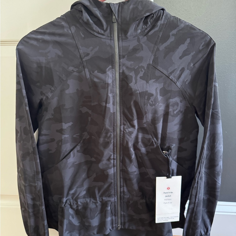 Lululemon Pack It Up Jacket - NWT
